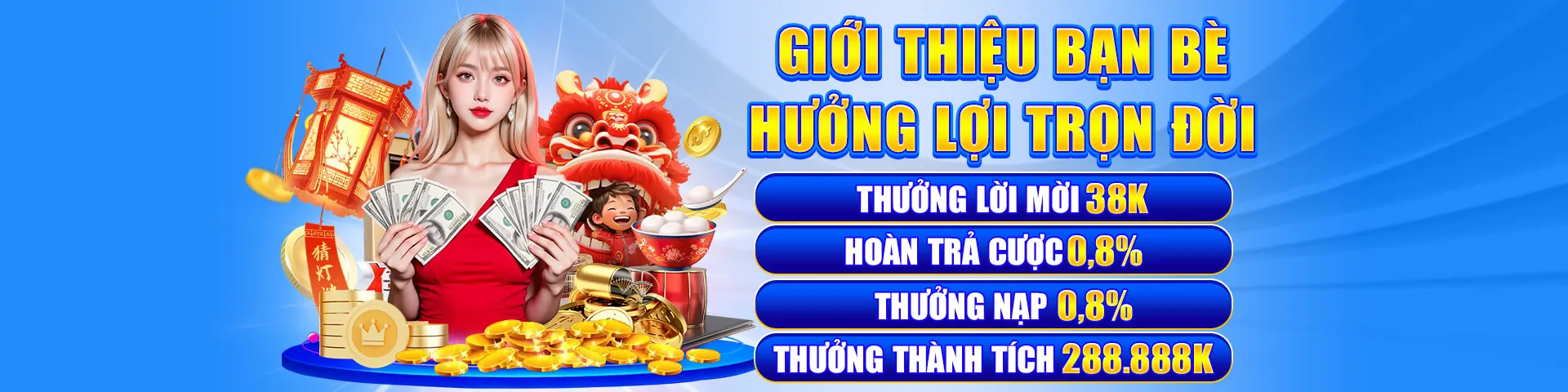 Hình ảnh bình luận viên đá gà Thomo đang phân tích trận đấu